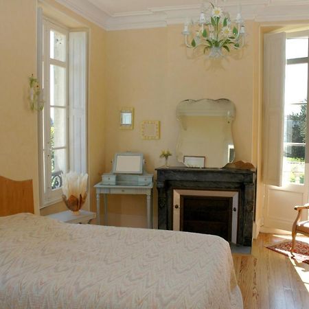 Chambres & Studios Chateau Saint Vincent Bazas Exterior photo